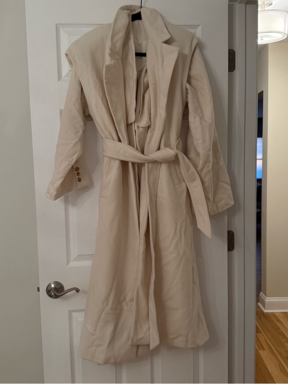 JLUXLABEL IVORY CLOUD WOVEN COAT - Picture 6 of 12